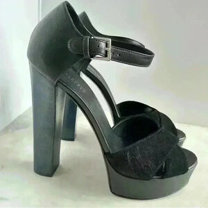 Barney’s New York platforms, black leather, size 41